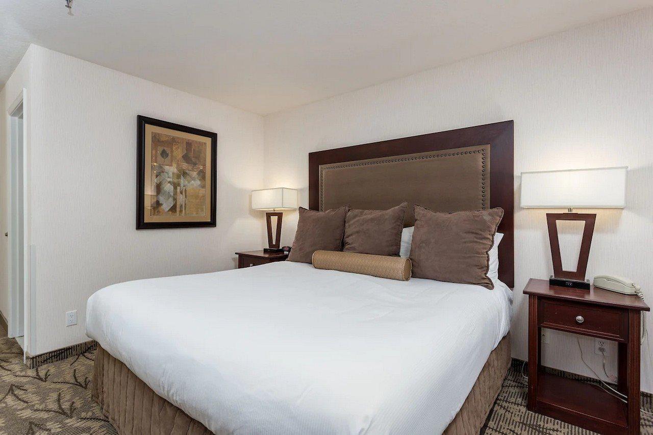 Shilo Inn Suites Hotel - Bend Extérieur photo