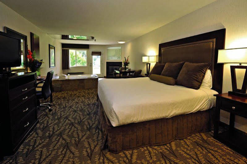 Shilo Inn Suites Hotel - Bend Extérieur photo