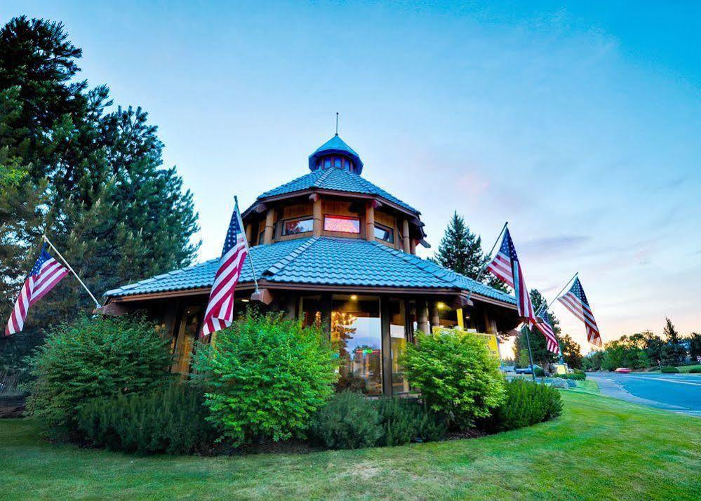 Shilo Inn Suites Hotel - Bend Extérieur photo